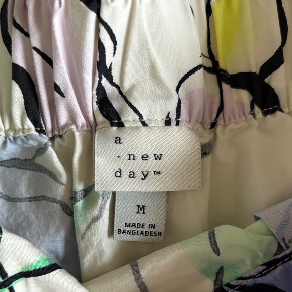 a new day White Tiered Midi Skirt with Lavender & Green Floral Print - Picture 2 of 4